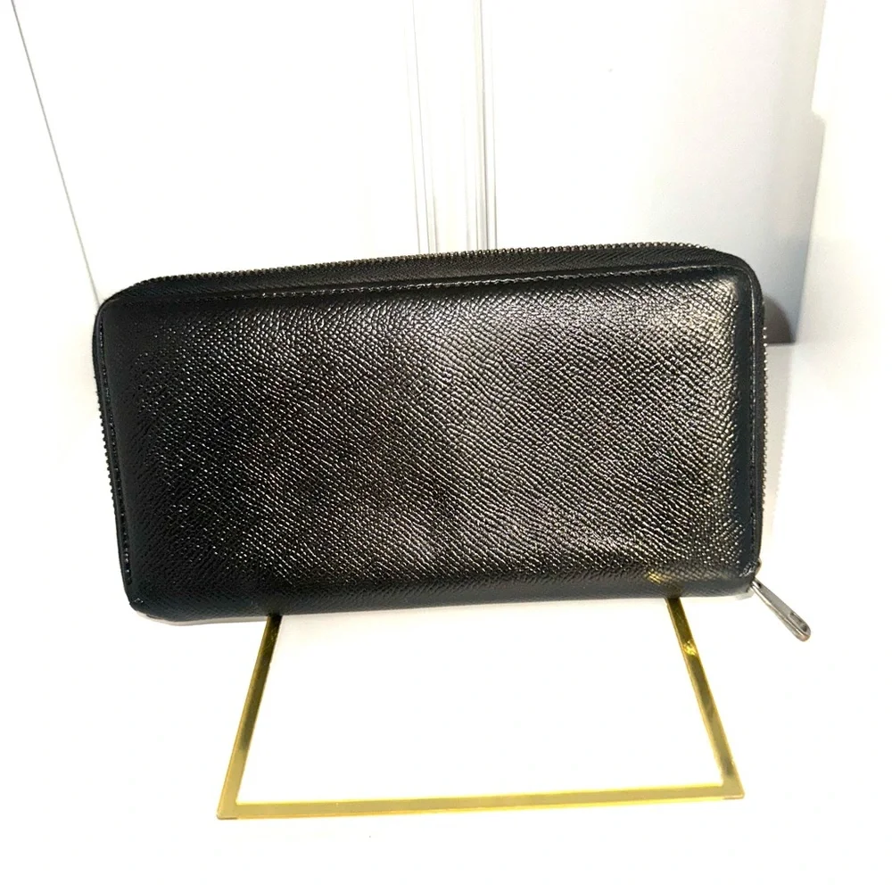 Authentic Dolce & Gabbana Saffiano Black Leather Zip Wallet –Comes w/ COA